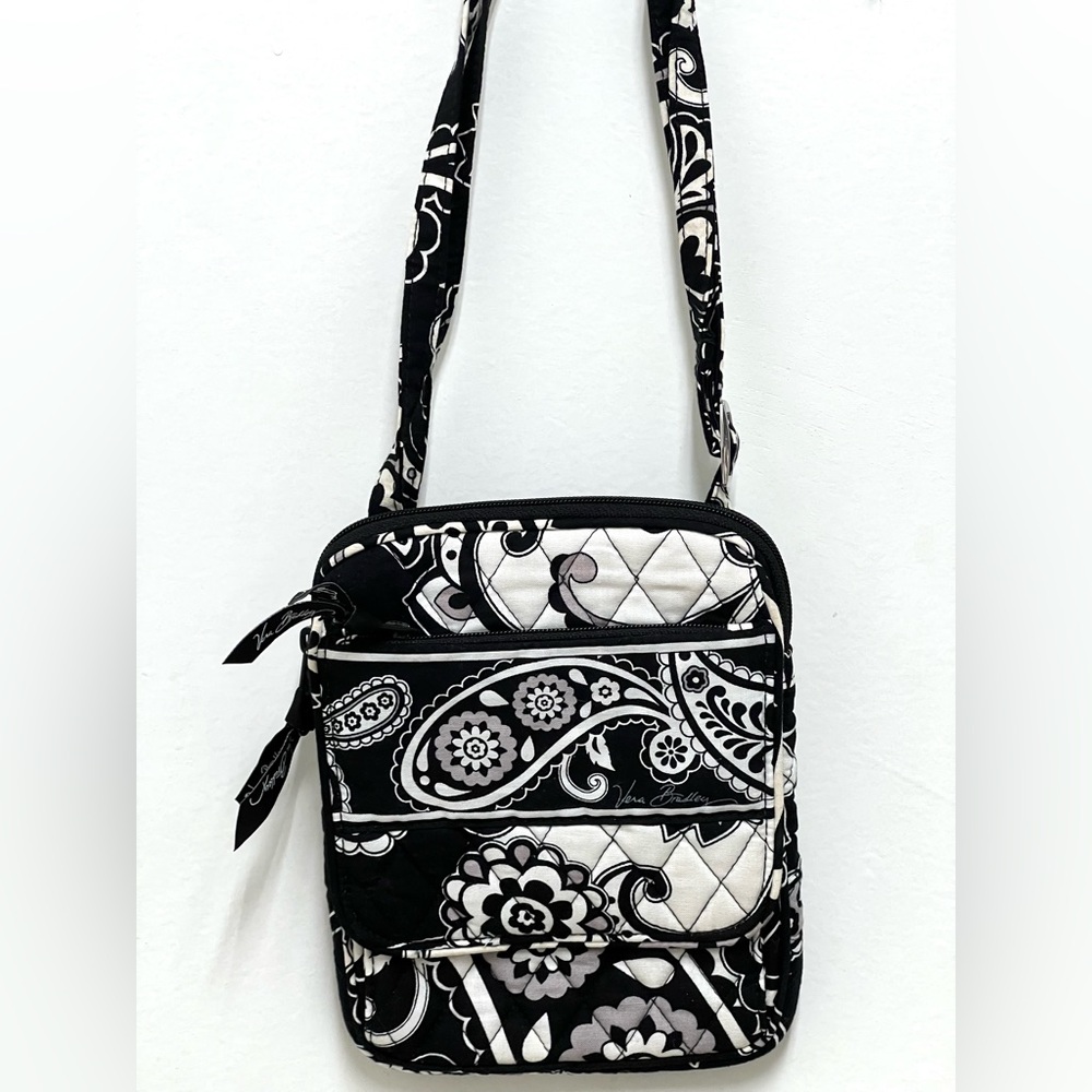 Vera Bradley Mini Crossbody Bag Black & White Paisley Noir Strap Pockets 2015